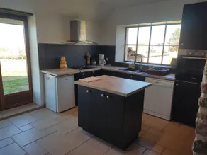 spacious cottage with stunning views of the Morvan - Image 4