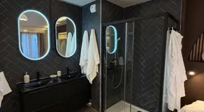 L'Écrin Beige - Immersive suite with private Jacuzzi - Image 5
