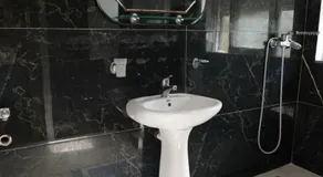 Green Villa in Delvine - Image 4