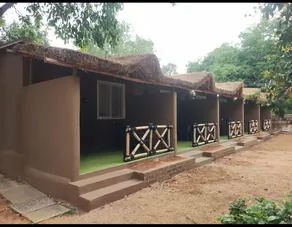 Hasini river side retreat - Image 5