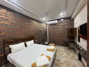 SS GRAND LODGE - Image 4