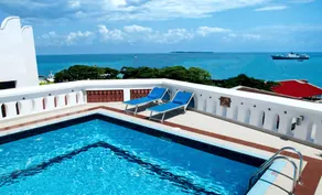 Maru Maru Hotel - Image 2