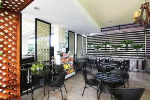 V Place Residence - Image 4