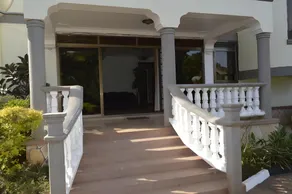 Alfa Hotel Munyonyo - Image 3