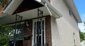 Walking distance to St Boniface, easy parking - Image 5
