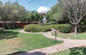ISA - Residence in Cugnana Verde - Image 3