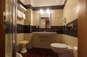 Sun Beach Hotel - Image 2