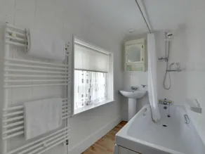Quaint Cottage in Crowborough with Graden - Image 5
