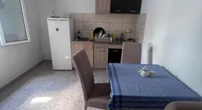 NEWBORN Hostel Budva - Image 5