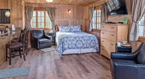 Whistling Winds Motel - Image 2