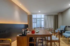 Grey Whale Smart Hotel (Baoding Train Station) - Image 5