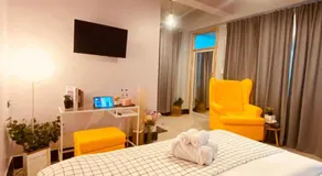 Triple J hotel Trang - Image 2