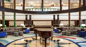 Mövenpick Grand Al Bustan - Image 3