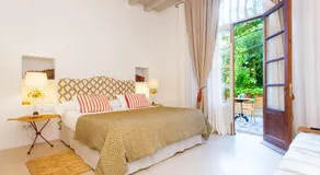 Oliver Moragues Grandhouse & Vineyard - Image 2