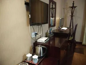 Jing Linrui Business Hotel - Image 4
