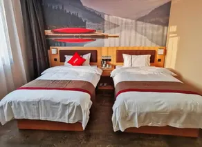 Thank Inn Hotel Sichuan Suining Central Business District Pedestrian Street - Image 4