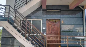 Vijayanagara Home Stay - 2 bed room flat, AC, Parking - Image 4