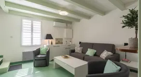Casa de vacaciones 'L'Olivier' con terraza privada, Wi-Fi y aire acondicionado - Image 2