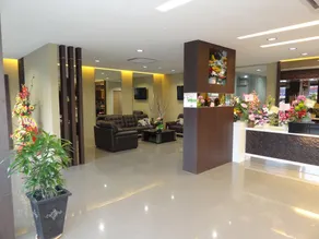 Radiant Hotel - Image 5
