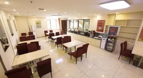 7Days Inn Qinhuangdao Railway Station - Image 4