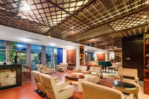 Floral Hotel · King Royal Hotel YunFu City - Image 3