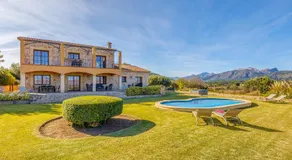 Villa mit privatem Pool, Garten und Whirlpool | Gartenblick | Perfekt für die Arbeit von Zuhause - Image 3