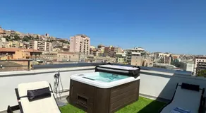 18 Dante Luxury Suites - Image 3