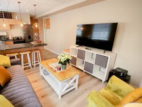 The Lazy Expat - Paarl - Self Catering Apartment - Image 2