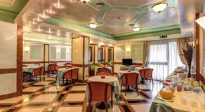 Hotel Motel Regal - Image 3