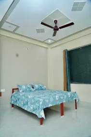 Narayan Homestay & Guest House - Image 2