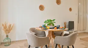 Le Nîmois T2 cosy Idéal pros et couples - Image 5