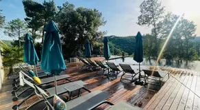 "Les Hauts du Marquet" - Meublé de tourisme 5 Etoiles - Gîte de groupe 15 Personnes en Cévennes - Piscine à débordement - Balnéo - Sauna - Nature - Image 5