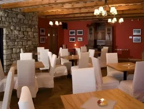 Vanalinna Boutique Hotel - Image 3