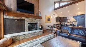 Walk to Skiing at Deer Valley, Private Hot Tub, Wood Burning Fireplace, Mountain Views - Image 2
