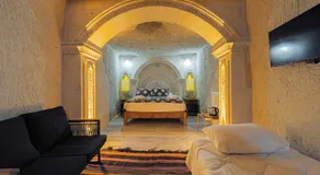 Tyana Cave House - Image 2
