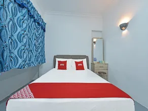 Hotel O M&h Hotel - Image 1