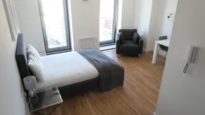 Quay Apartments Salford Quays Media City - Image 2