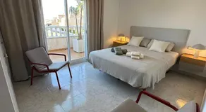 Luxury Holiday Townhouse with Pool II Casa Macarena 02 - Image 2