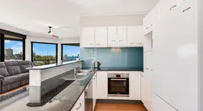 Mariners Unit 11 Kings Beach QLD - Image 4