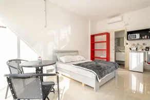 TNC - Elegant Studio, Atlit Beach 3 Minutes Drive - Image 2
