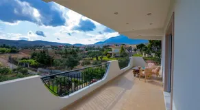 Ocean View Villa - Image 4