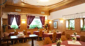 Hotel Garnì Il Cirmolo - Image 4