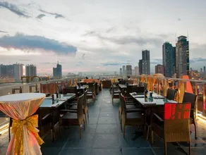 ACE Hotel and Suites - Image 3