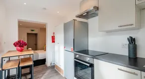 Fulham Urban Suites - Image 5