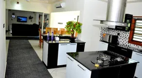 Shamrock Home Stay (5-Bedroom Bungalow) - Image 5