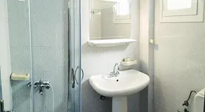Sunset Apartments - Image 2