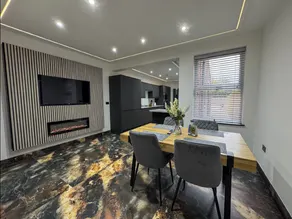 Miles House - Image 3