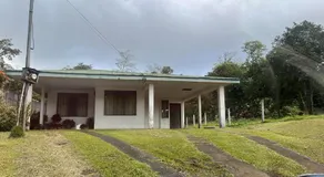 Bijagua Blue Jeans House - Image 3