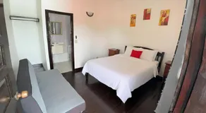 Serenade Hotel - Image 2