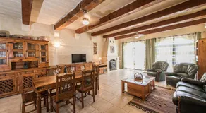 5 Schlafzimmer 4 Badezimmer mit eigenem Pool. - Image 4
